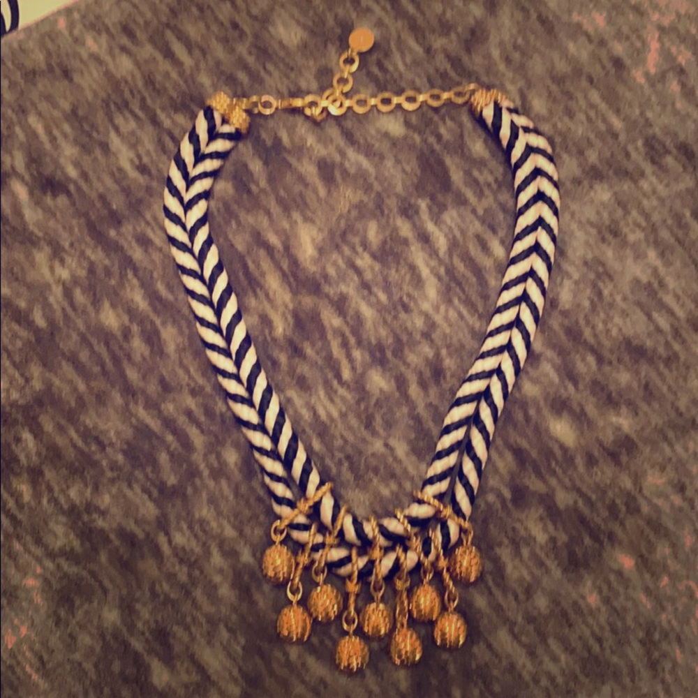 Stella and Dot Necklace